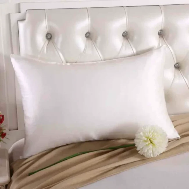 Silk Pillow Case for Hydrated Hair and Skin