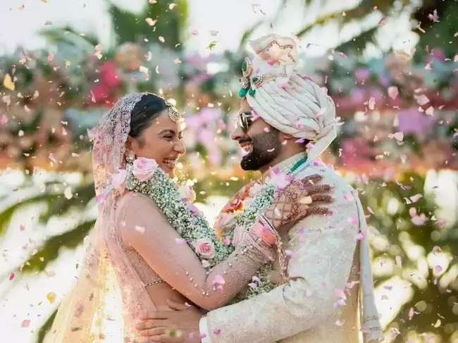 Rakul Preet Singh and Jackky Bhagnani: “United as One” – Captivating Wedding Moments