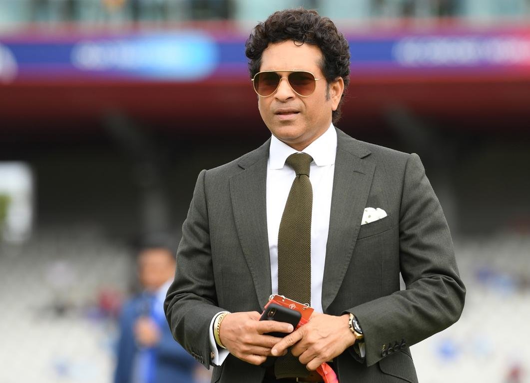 Sachin Tendulkar commends ‘Laapataa Ladies’ and expresses admiration for Kiran Rao and Aamir Khan.