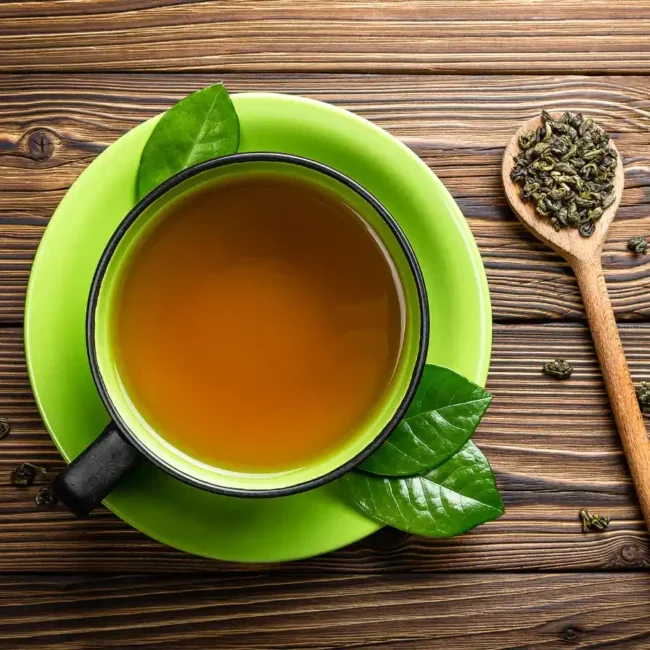 Green tea is healthier than Milk tea