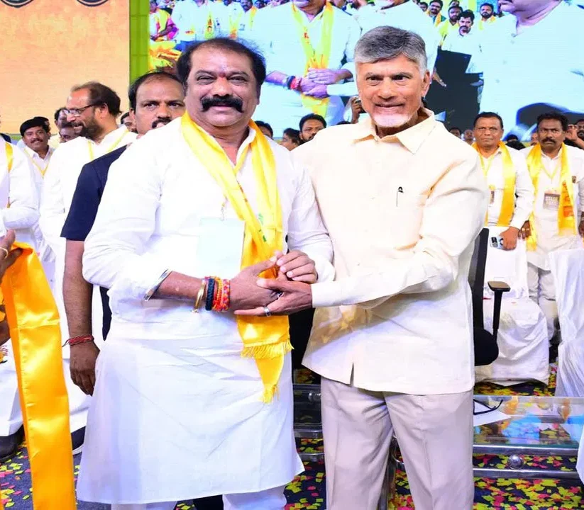 Minister Gumanooru Jayaram officially aligns with TDP in the presence of former Chief Minister Chandrababu Naidu..