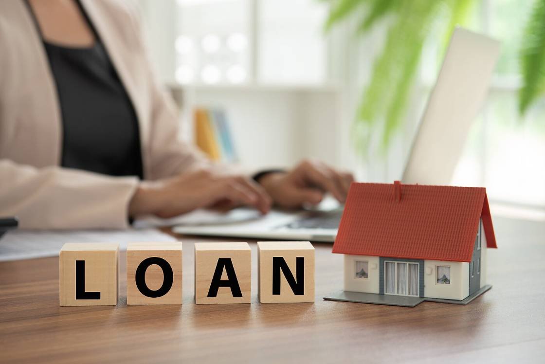 “Home Loan: Tips to Reduce Interest Expenses”