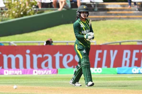 Javeria Khan announces retirement from international cricket