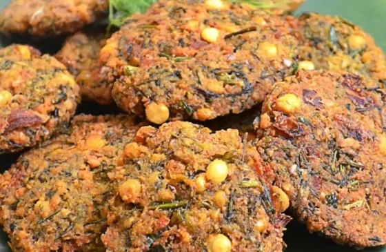 Moong Dal Ras Vada