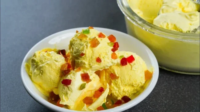 “Indulge in Creamy Delight: Homemade Vanilla Custard Ice Cream Recipe”