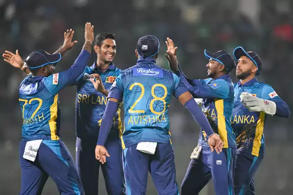 Sri Lanka overcomes Mahmudullah and Jaker’s fifties to clinch a thrilling victory