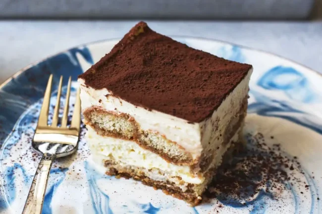 Hung Curd Tiramisu
