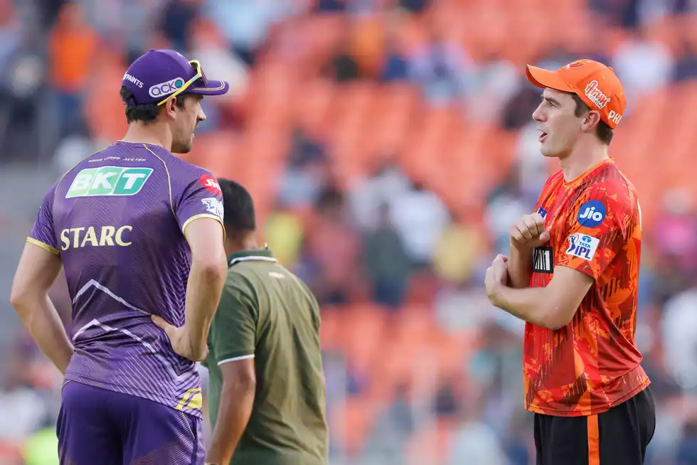 “Cummins and Starc: A Tale of Contrasting Showmanship at the IPL Summit”