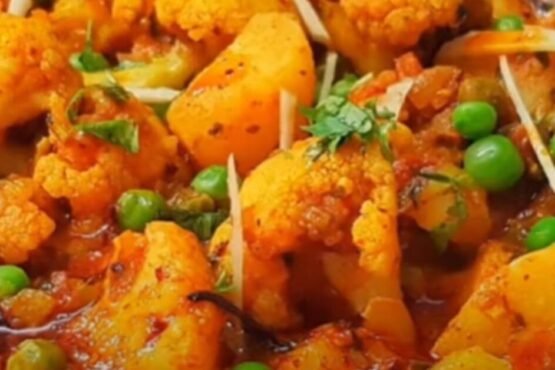 Gobi Matar Curry