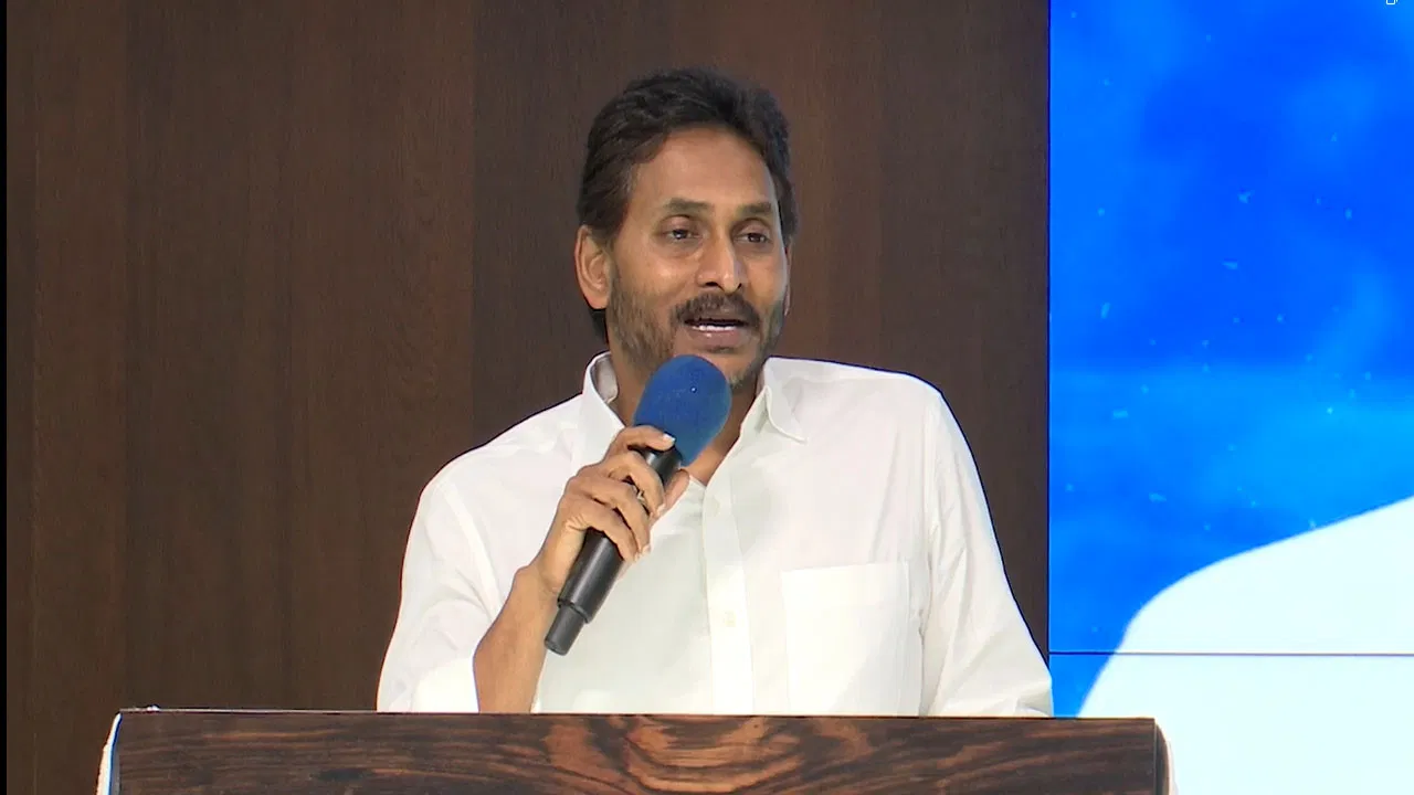 “YS Jagan Focuses on Visakhapatnam MLC Elections with Victory Plans”