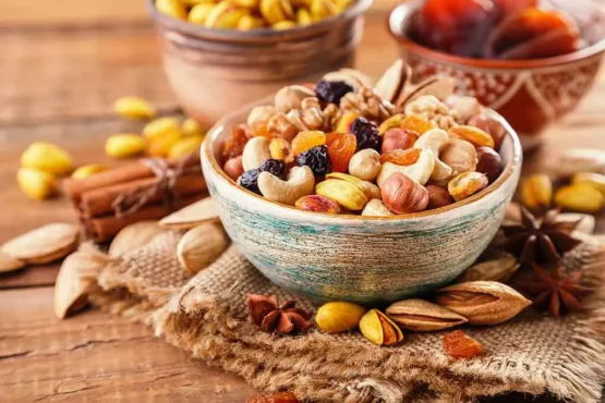 5 Dry Fruits to Reduce Uric Acid Naturally