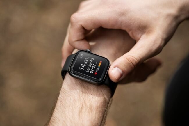 “Apple Watch Patent Suggests Blood Pressure Monitoring; Here’s How It Could Function”