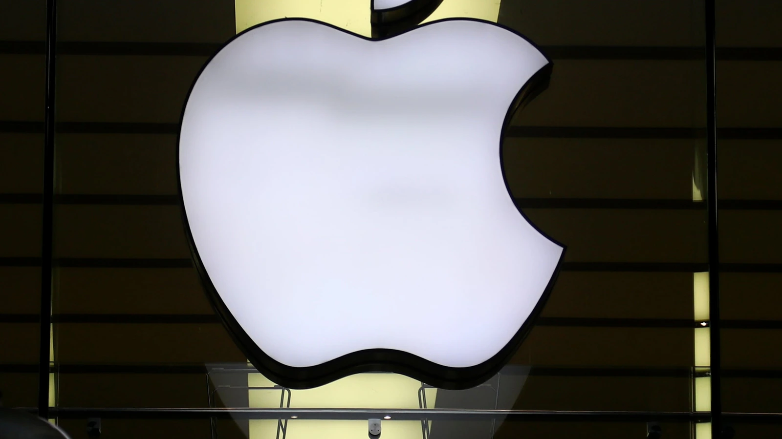 iOS 17.4.1 and iPadOS 17.4.1: Critical Security Fixes and Performance Enhancements for Apple Devices