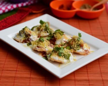 Aloo Papdi Chaat Recipe