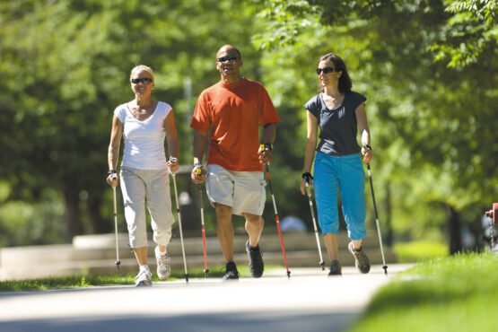 The Harvard-Backed Walking Trend That Can Shrink the Waistline and Build Strength: Here's How