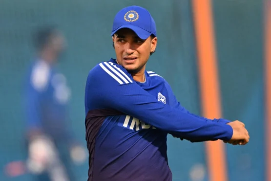 India Star Hits '25-30 Sixes