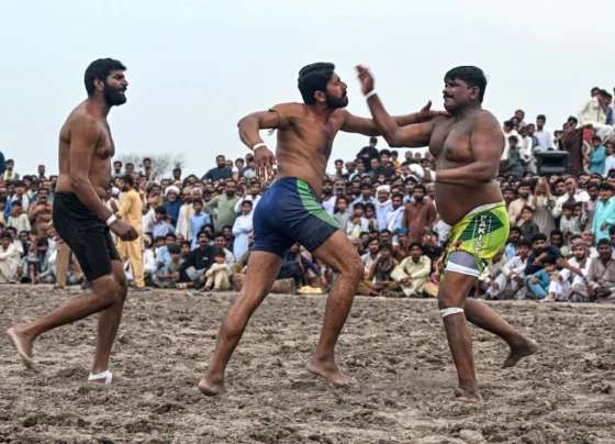 Three Die of Electrocution