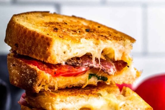 Tomato Basil Sandwich Recipe