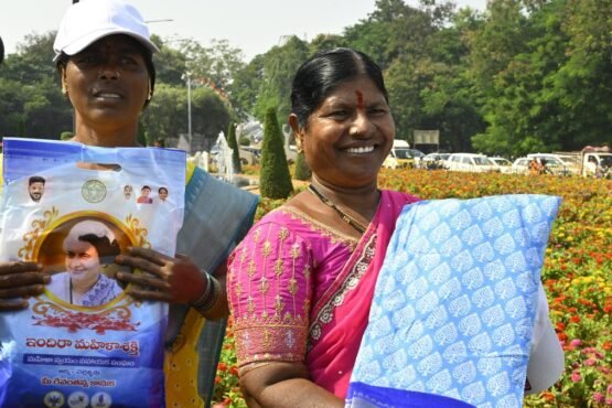 One Crore Sarees to Be Distributed in Two Phases