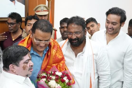 Azharuddin Takes Charge as Minister of Minority Affairs and Public Enterprises