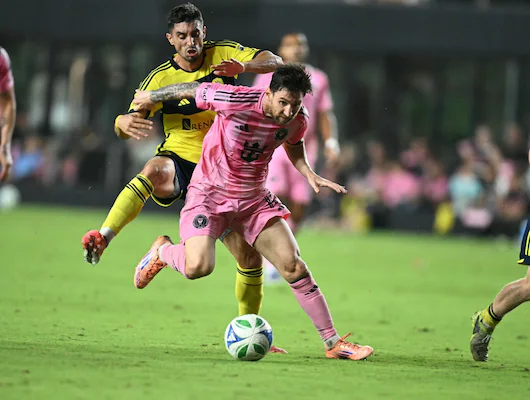 Messi Reaches 400 Assists: Only 4 Away from Becoming All-Time Assist Leader