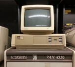 Minicomputer – The Mid-Range Computer System