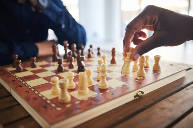 Magnus Carlsen, Arjun Erigaisi Shine in Today’s Biggest Chess Updates