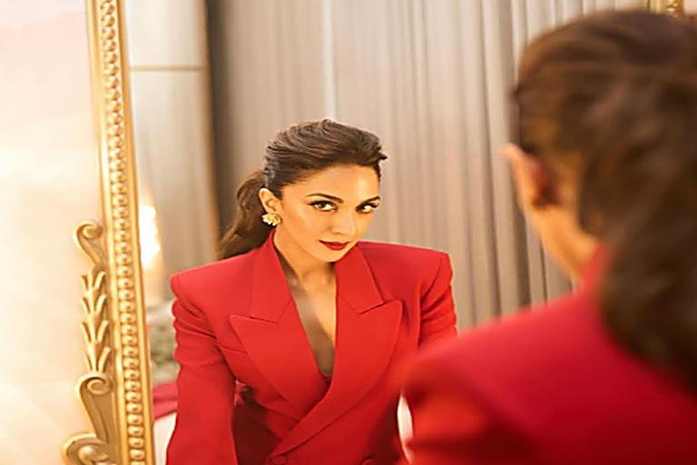 Kiara Advani Signs Big-Budget Thriller, Set to Lead a Powerful Role
